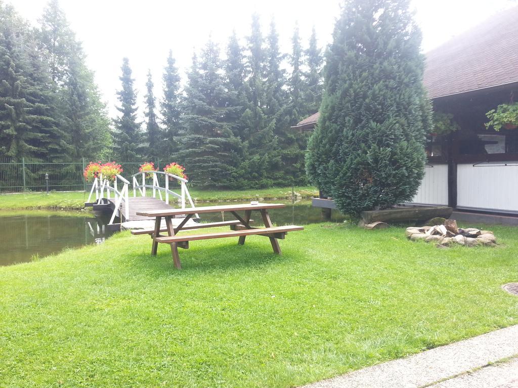 Uroczysko Bed and Breakfast Jastrowie Buitenkant foto